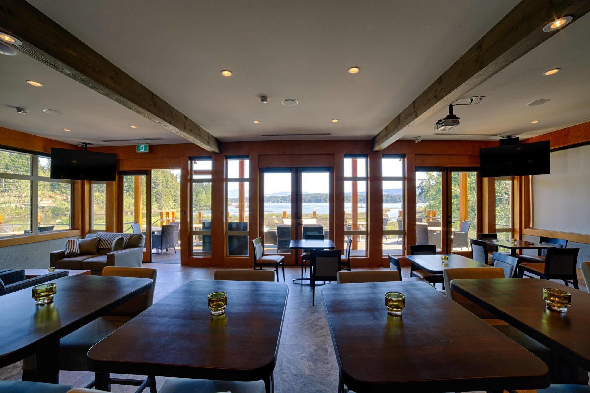 Sproat Lake Landing Resort Great Central Exteriör bild