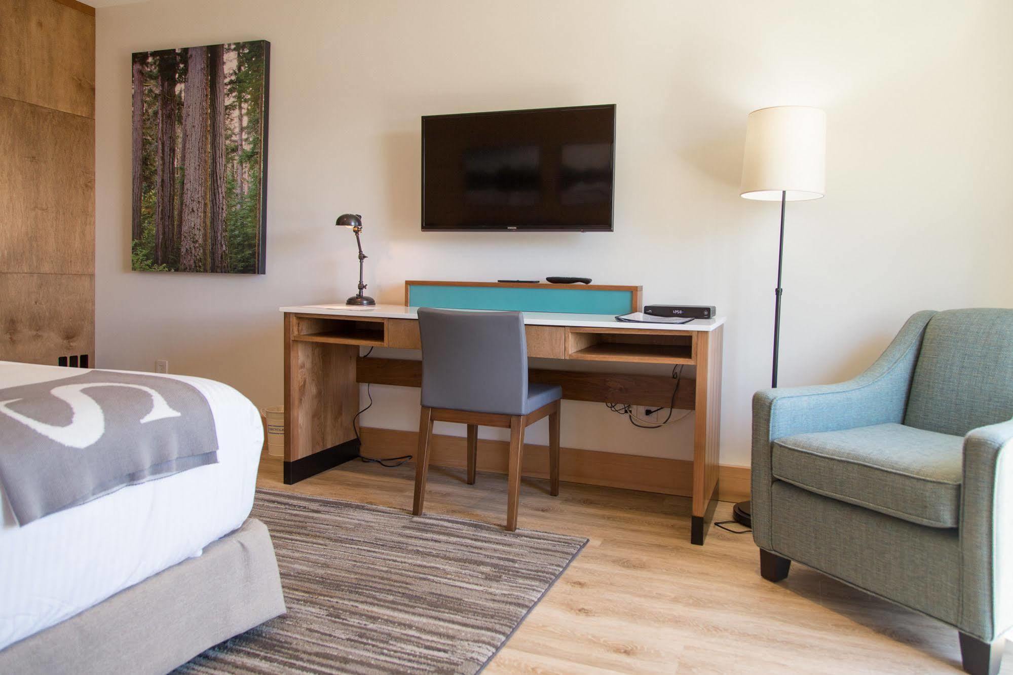 Sproat Lake Landing Resort Great Central Exteriör bild