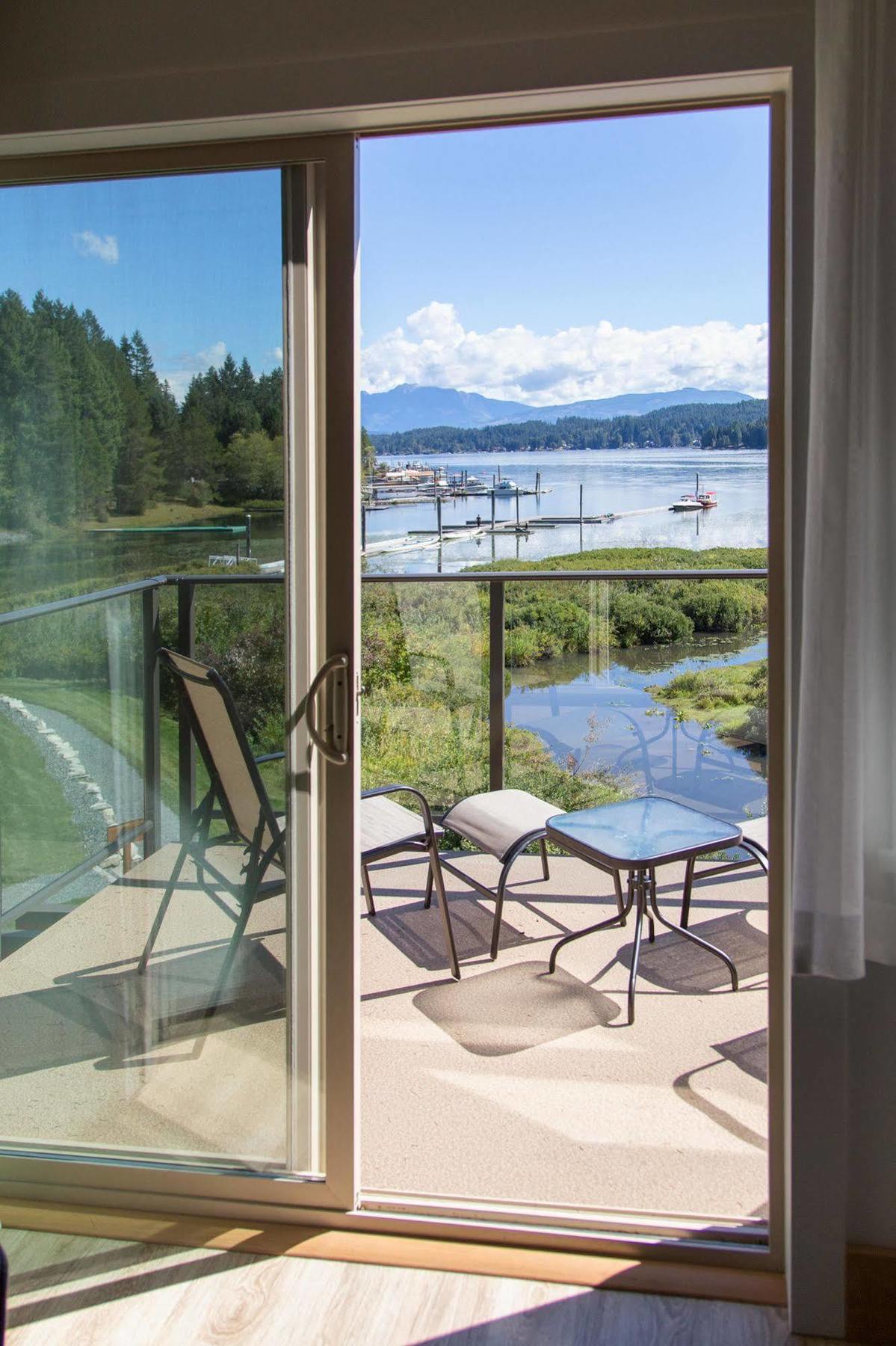 Sproat Lake Landing Resort Great Central Exteriör bild